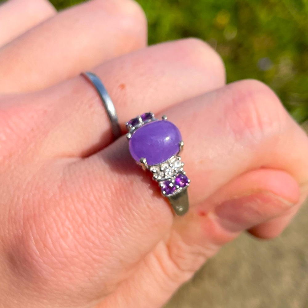 Ring - Picture 2 of 2